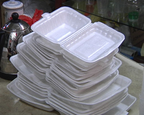 食品饮料行业中的泡沫塑料用途及来自尊龙凯时机械的回收解决方案